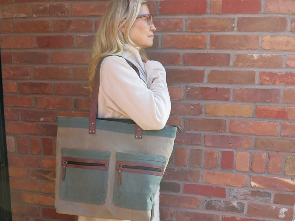 Hyde River Shoulder Tote