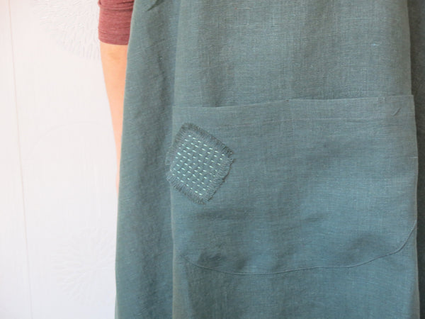 Under Cover Apron - Pine