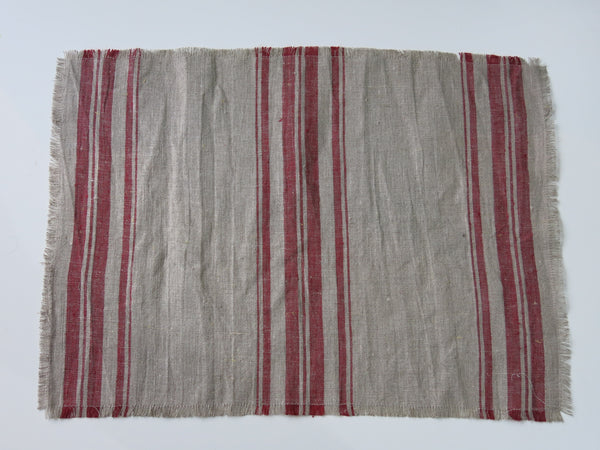 Farmhouse Fringe Placements