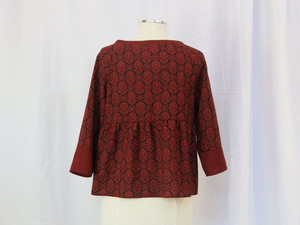 Cropped Top Red Dragon