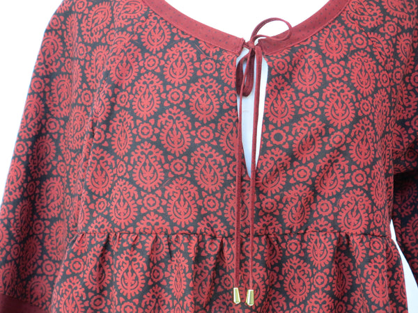 Cropped Top Red Dragon